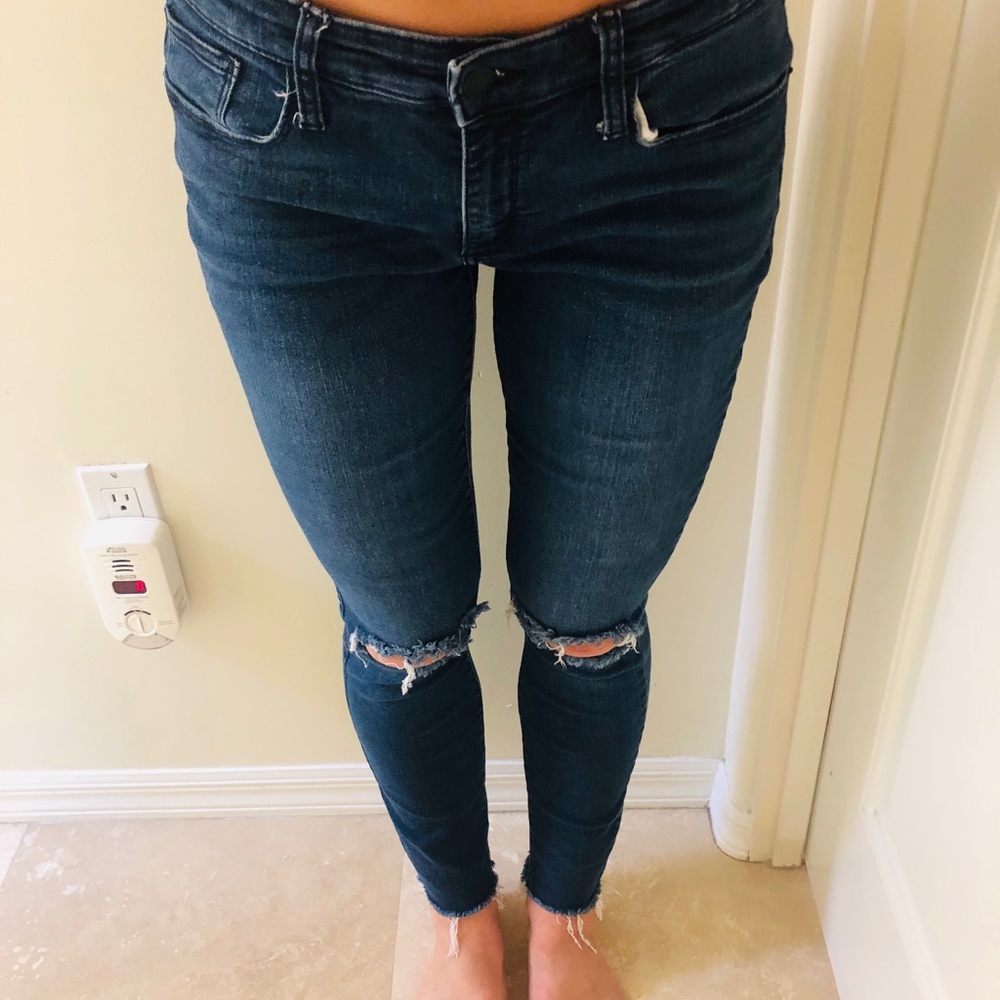 Universal thread jeans